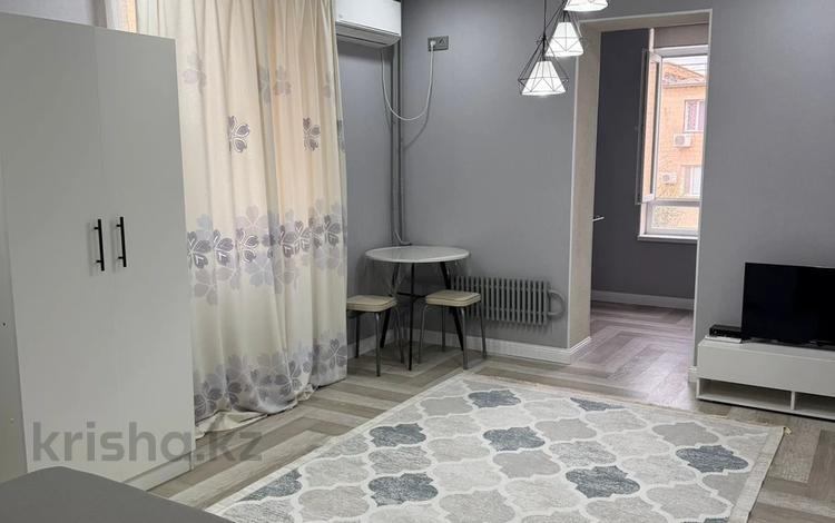 1-бөлмелі пәтер · 50 м² · 3/5 қабат, 15-ш/а. 28, бағасы: 15.5 млн ₸ в Актау, 15-й мкр — фото 2