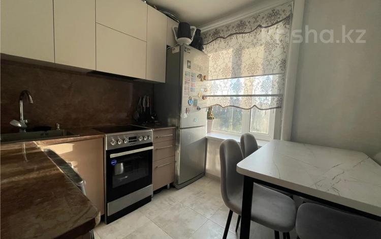 3-бөлмелі пәтер · 55 м² · 6/9 қабат, пр. Металлургов, бағасы: 13.5 млн ₸ в Темиртау — фото 6