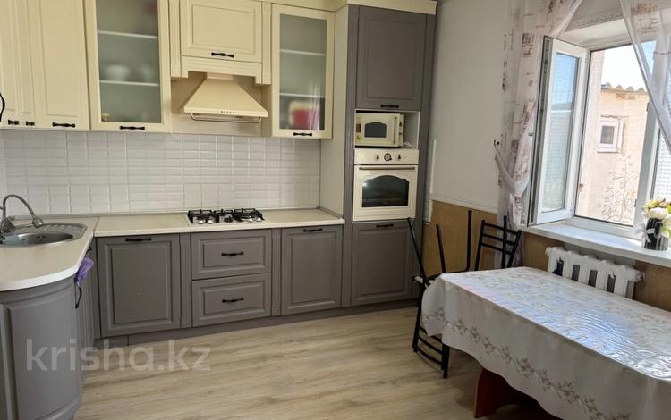 Отдельный дом · 3 комнаты · 111.2 м² · 10 сот., мкр Кара депо, Пер.Теренозек 23 за 16.9 млн ₸ в Атырау — фото 4