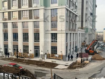 Еркін, кеңселер, дүкендер мен бутиктер, қоғамдық тамақтану орны, сұлулық салондары, медорталықтар мен дәріханалар, білім орталықтары, ойын-сауық · 326 м², бағасы: 299 млн ₸ в Шымкенте, Каратауский р-н