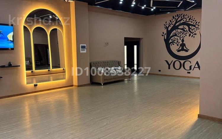 Кеңселер, фитнес және спорт, студиялар · 200 м², бағасы: 5 000 ₸ в Актау, 16-й мкр  — фото 2