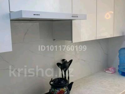 1-комнатная квартира · 36 м² · 3/5 этаж, мкр Юго-Восток, Республики 34 за 8 000 ₸ в Караганде, Казыбек би р-н