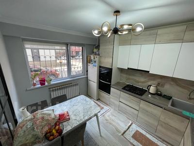 3-бөлмелі пәтер · 86 м² · 1/10 қабат, Сейфуллина, бағасы: 54 млн ₸ в Алматы, Турксибский р-н