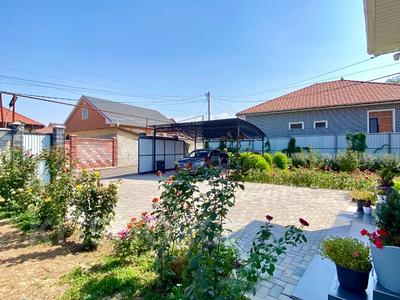 Жеке үй · 4 бөлме · 200 м² · 11 жүзд., Карасай Батыр — Алдабергенова, бағасы: 90 млн ₸ в Туздыбастау (Калинино)