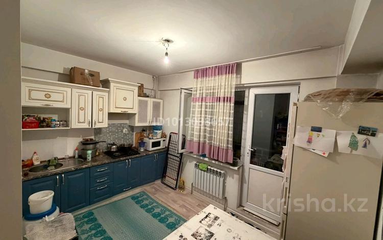 2-бөлмелі пәтер · 54 м² · 4/5 қабат, Пос.Бурундай мкр вводник - 2 ул. Суворова 17К 17К, бағасы: 25 млн ₸ в Боралдае (Бурундай), мкр Водник-2 — фото 2