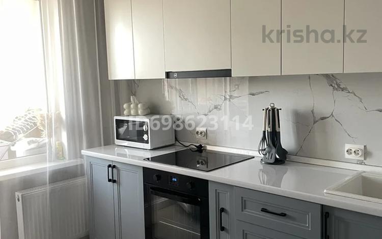 1-комнатная квартира · 38 м² · 2/5 этаж, Казыбек би 11a — Роза Багланова за 220 000 ₸ в Астане, Нура р-н — фото 2