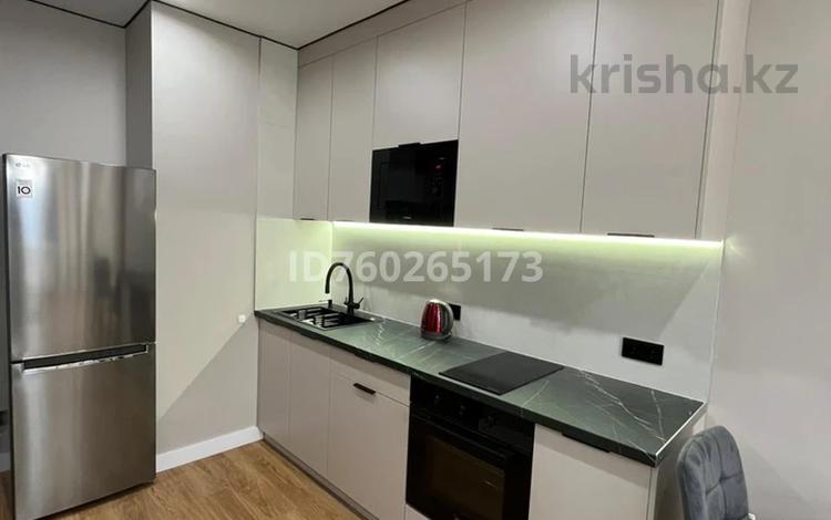 1-комнатная квартира · 35 м² · 9/10 этаж, Сейфуллина 416/2 — Макатаева за 330 000 〒 в Алматы, Алмалинский р-н — фото 2