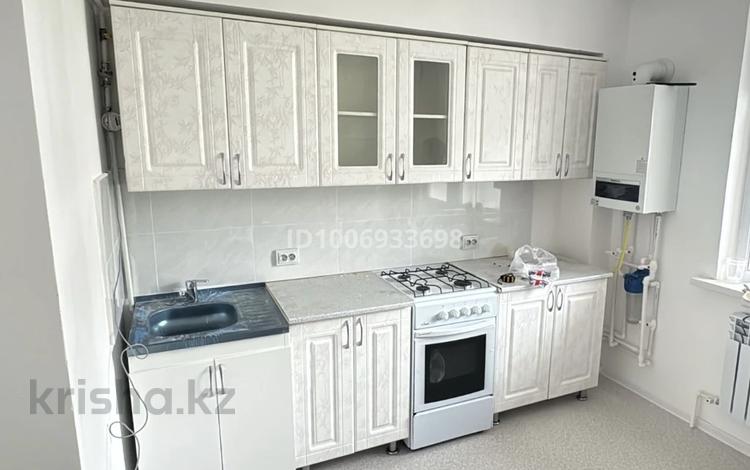 4-бөлмелі пәтер · 105 м² · 2/5 қабат, мкр Шайкорык — Напротив рынок Кирова, бағасы: 130 000 ₸ в Таразе — фото 2