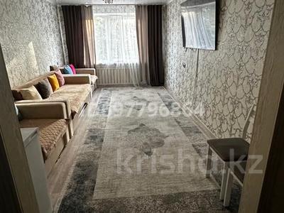 4-комнатная квартира, 86.2 м², 3/9 этаж, Назарбаева 174 — Назарбаева - Амангельды за 32 млн 〒 в Павлодаре