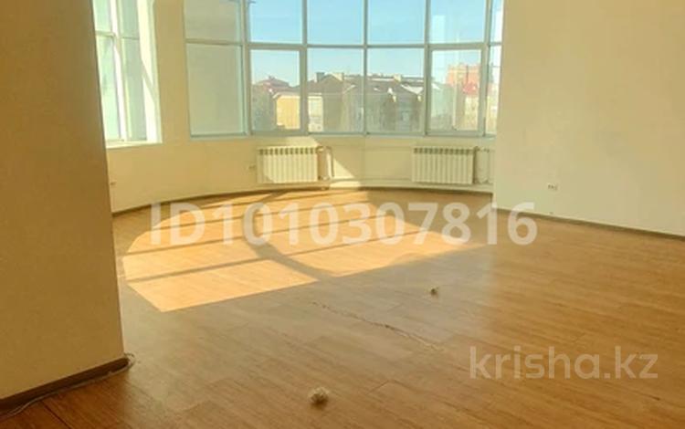 Офисы, образование · 135 м² за 68.5 млн ₸ в Актобе — фото 2
