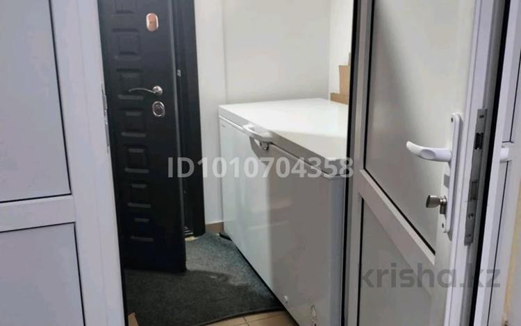 3-бөлмелі пәтер · 80 м² · 5/8 қабат, Бөкенбай батыр 155/7 — Юнис Сити. На против аэропорта, бағасы: 250 000 ₸ в Актобе, мкр Авиатор — фото 2