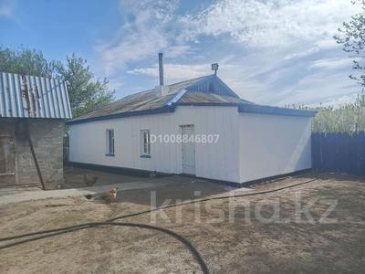 Жеке үй · 4 бөлме · 70 м² · 25 жүзд., Ахмета Байтурсынова 12 — Находится возле озера, бағасы: 10 млн ₸ в Тасты