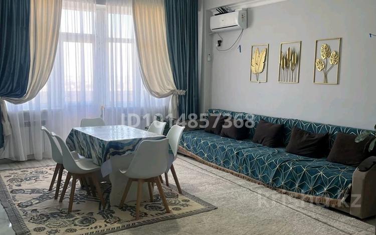 3-комнатная квартира · 80 м² · 9/14 этаж, 7-й мкр за 25 000 ₸ в Актау — фото 2