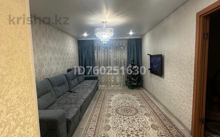 3-комнатная квартира · 64 м² · 2/5 этаж, Багдата Шаяхметова 15 за 26.5 млн ₸ в Усть-Каменогорске — фото 2