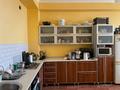 2-бөлмелі пәтер · 61 м² · 4/12 қабат, 11 ш/а., Локомотивная 7, бағасы: 21 млн ₸ в Актобе, мкр 11