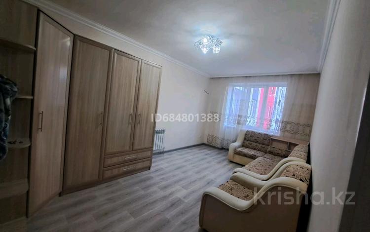 2-бөлмелі пәтер · 60 м² · 3/12 қабат, мкр Калкаман-1, Калкаман 4Б, бағасы: 250 000 ₸ в Алматы, Наурызбайский р-н — фото 2