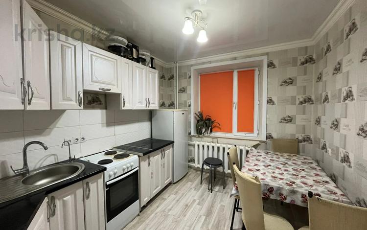 3-комнатная квартира · 62 м² · 1/10 этаж, мкр Юго-Восток, Сатыбалдина за 23.5 млн ₸ в Караганде, Казыбек би р-н — фото 2