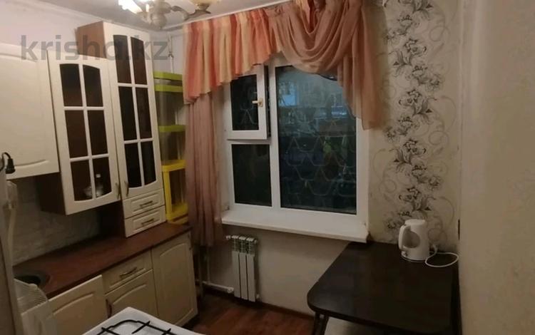2-бөлмелі пәтер · 43 м² · 1/5 қабат, Ержанова 36, бағасы: 150 000 ₸ в Караганде, Казыбек би р-н — фото 2