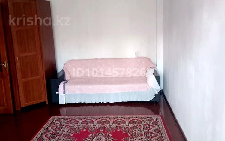 1-бөлмелі пәтер · 36 м² · 5/5 қабат, Самал-2 ш/а. 43, бағасы: 37.5 млн ₸ в Алматы, Медеуский р-н — фото 2