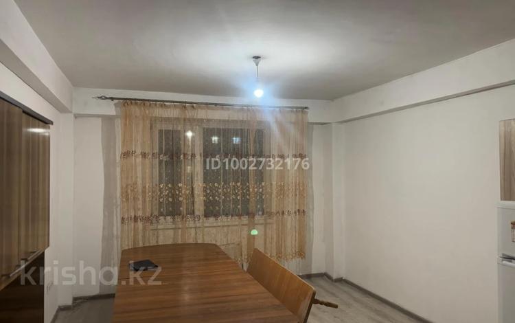 3-бөлмелі пәтер · 85 м² · 3/13 қабат, Тастақ-2 ш/а., Толе би, бағасы: 350 000 ₸ в Алматы, Алмалинский р-н — фото 2