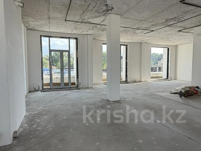 3-комнатная квартира · 141 м² · 3/3 этаж, мкр Мирас, Саина 1а/1 за 357 млн ₸ в Алматы, Бостандыкский р-н