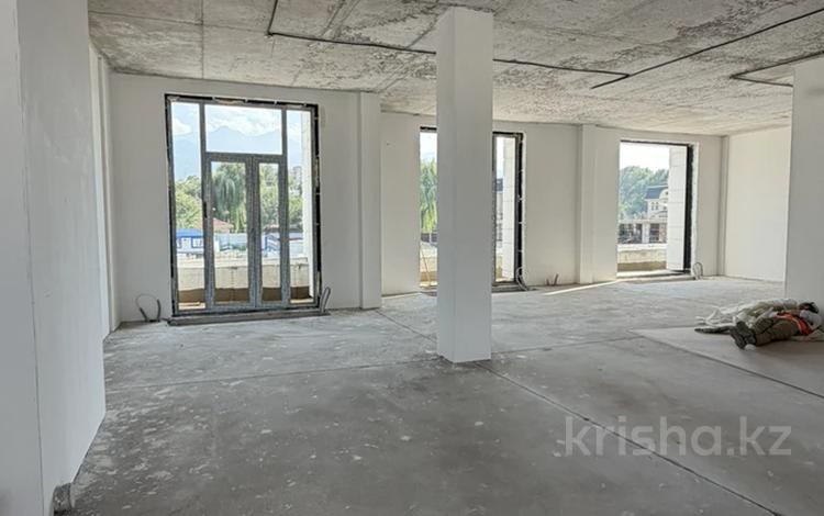 3-комнатная квартира · 141 м² · 3/3 этаж, мкр Мирас, Саина 1а/1 за 357 млн ₸ в Алматы, Бостандыкский р-н — фото 2