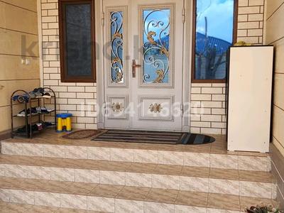 Отдельный дом · 8 комнат · 160 м² · 4 сот., мкр Катынкопыр, Мкр Катын копр Ерубаева 19а 19 а — Альфараби Юсупова Б. Момышұлы за ~ 46 млн 〒 в Шымкенте, Абайский р-н