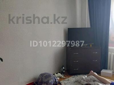 1-комнатная квартира · 33 м² · 1/5 этаж, мкр 4, 4 ш/а 25 за 11 млн ₸ в Уральске