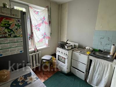 1-комнатная квартира, 30 м², 3/5 этаж помесячно, Назарбаева 112 за 65 000 〒 в Талдыкоргане