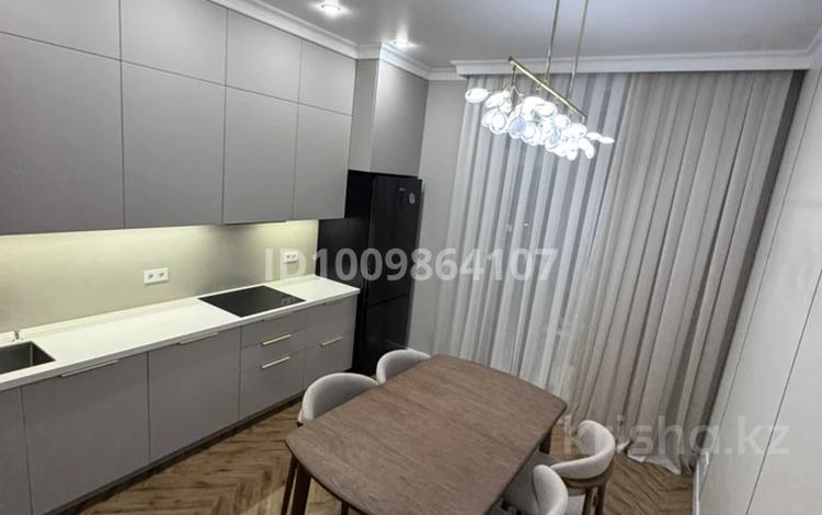 3-комнатная квартира · 90 м² · 9/12 этаж, Е 796 1 за 97 млн ₸ в Астане, Нура р-н — фото 2
