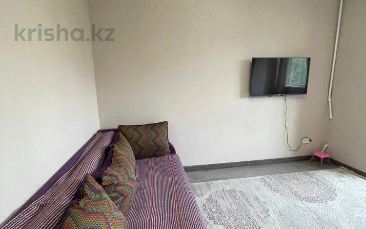 1-бөлмелі пәтер · 40 м² · 5/5 қабат, мкр Аксай-5, бағасы: 28.5 млн ₸ в Алматы, Ауэзовский р-н — фото 2