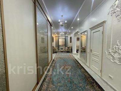 Отдельный дом · 15 комнат · 600 м², Курмангазы 6 за 2 млн 〒 в Каскелене