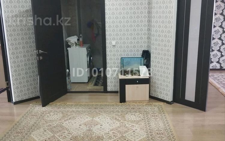 4-комнатная квартира · 102 м² · 7/9 этаж, 10 мкр 25 за 36 млн ₸ в Аксае — фото 3