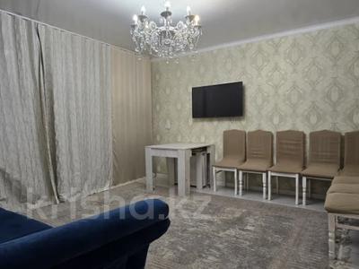 3-комнатная квартира · 60.8 м² · 1/5 этаж, степной 2 3 за 23.5 млн 〒 в Караганде