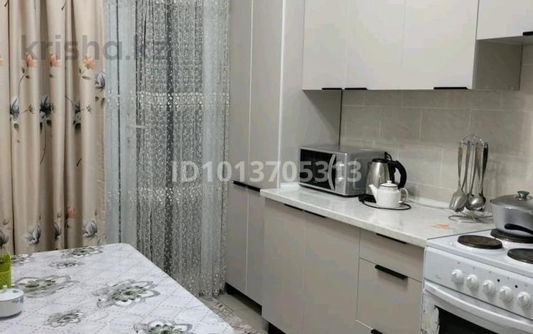 1-бөлмелі пәтер · 33 м² · 3/12 қабат, Нұрсәт ш/а 148, бағасы: 17 млн ₸ в Шымкенте, Каратауский р-н — фото 17