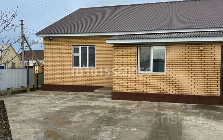 Отдельный дом · 4 комнаты · 200 м² · 11 сот., мкр Коктем, Қабдол Ахметов — Қабдол Ахметов за 30 млн ₸ в Атырау — фото 2