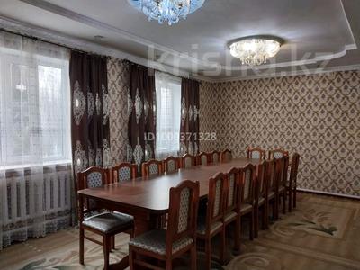 Продажа домов и дачи в Алматинской обл.: Отдельный дом · 6 комнат · 195 м² · 6 сот., ПКСТ ДОСТЫК, Зеленая 18а за 47 млн 〒 Отдельный дом · 6 комнат · 195 м² · 6 сот., ПКСТ ДОСТЫК, Зеленая 18а за 47 млн 〒 в Боралдае (Бурундай), мкр Водник-1