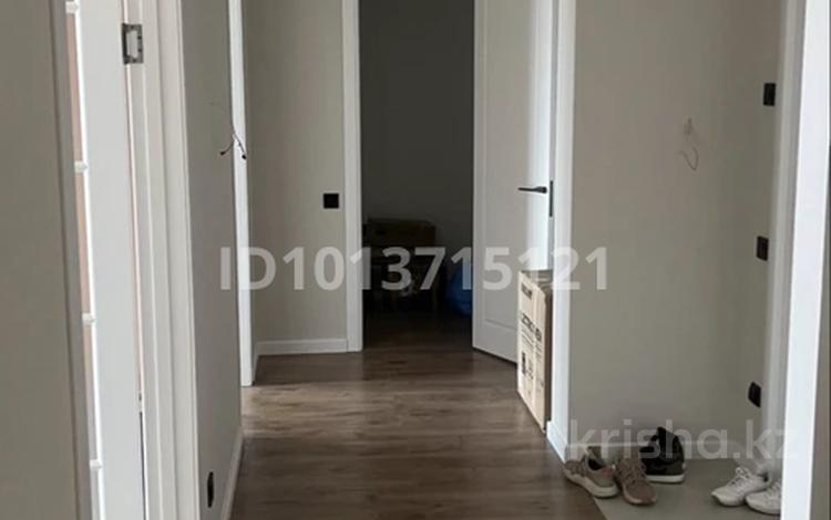 3-комнатная квартира · 73.25 м² · 10/12 этаж, мкр Уркер, Казыбек би 19 за 70 млн ₸ в Астане, Нура р-н — фото 2