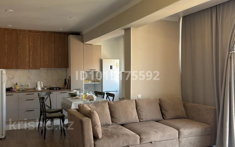 1-бөлмелі пәтер · 50 м² · 9/10 қабат, Шұғыла ш/а. 8/6 — Жунисова/Толе би, бағасы: 220 000 ₸ в Алматы, Наурызбайский р-н — фото 2
