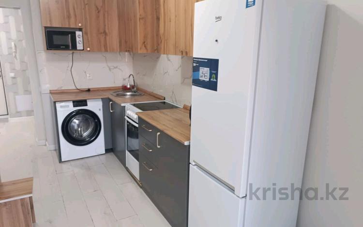 1-комнатная квартира · 40 м² · 8/12 этаж, Бейбарыс Султан 23,25,27 за 180 000 ₸ в Астане, Сарыарка р-н — фото 2