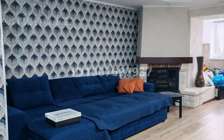 3 комнаты · 90 м² · 3/5 этаж, Абая — Токсан би за 50 000 〒 в Петропавловске — фото 2