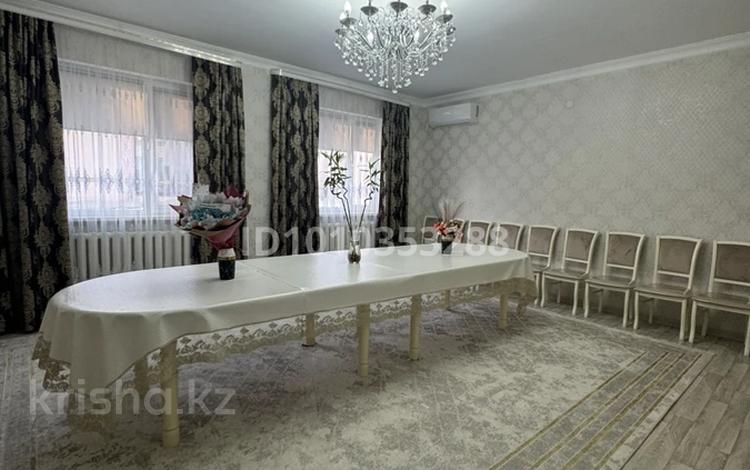 Жеке үй · 4 бөлме · 170 м² · 8 жүзд., 12 ш/а., Рассвет-Дидар 26 — В строну авторынка, бағасы: 38 млн ₸ в Актобе, мкр 12 — фото 2