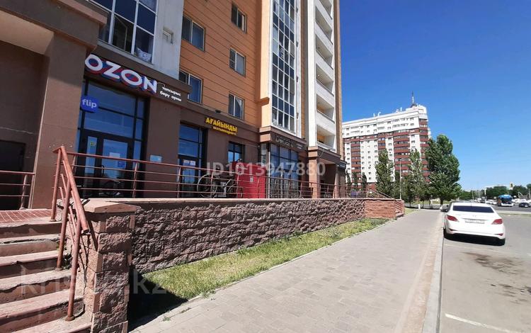 Свободное назначение, офисы, магазины и бутики, салоны красоты, медцентры и аптеки, образование, развлечения · 63.5 м² за 52.5 млн ₸ в Астане, Сарайшык р-н — фото 3