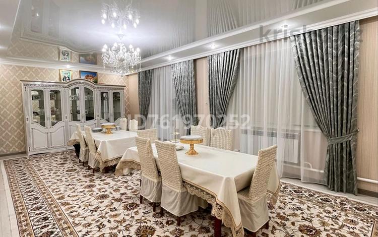 Отдельный дом · 3 комнаты · 200 м² · 8 сот., Матеш Дуйсенгалиева 16/1 — Кулманова за 40 млн 〒 в Атырау — фото 2