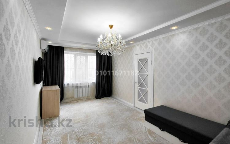 3-бөлмелі пәтер · 60.1 м² · 2/5 қабат, Карасу ш/а, Абдыразакова 9, бағасы: 26 млн ₸ в Шымкенте, Аль-Фарабийский р-н — фото 2