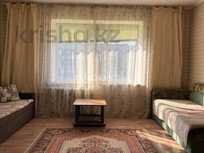 1-бөлмелі пәтер · 41 м² · 8/9 қабат, Утепбаева — Район 1000 мелочей, бағасы: 130 000 〒 в Семее
