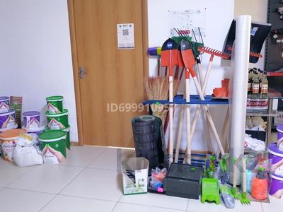 Офисы, магазины и бутики, склады, салоны красоты, медцентры и аптеки, образование · 197 м² за 90 млн 〒 в Атырау, мкр Лесхоз-2