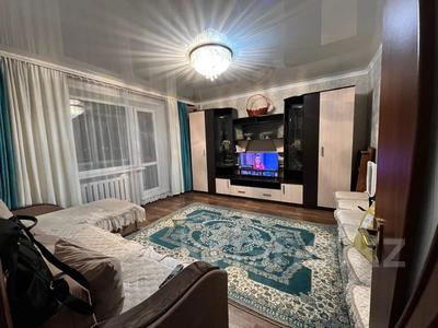 3-бөлмелі пәтер · 64 м² · 7/9 қабат, Майкудук, 13й микрорайон, бағасы: 15.4 млн 〒 в Караганде, Алихана Бокейханова р-н