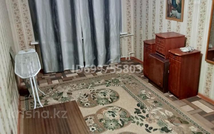 1-комнатная квартира · 31.5 м² · 5/5 этаж, мкр 5, Мкр 5, ул. Есет Батыра 120 — Есет Батыра пр. Абая за 80 000 ₸ в Актобе — фото 2