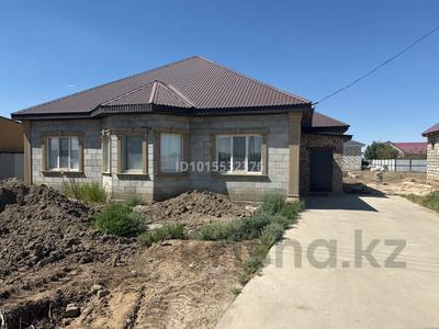 Жеке үй · 4 бөлме · 174 м² · 9 жүзд., Өркен ш/а., Темирхан Бимакова 21 а, бағасы: 28 млн ₸ в Атырау, мкр Оркен